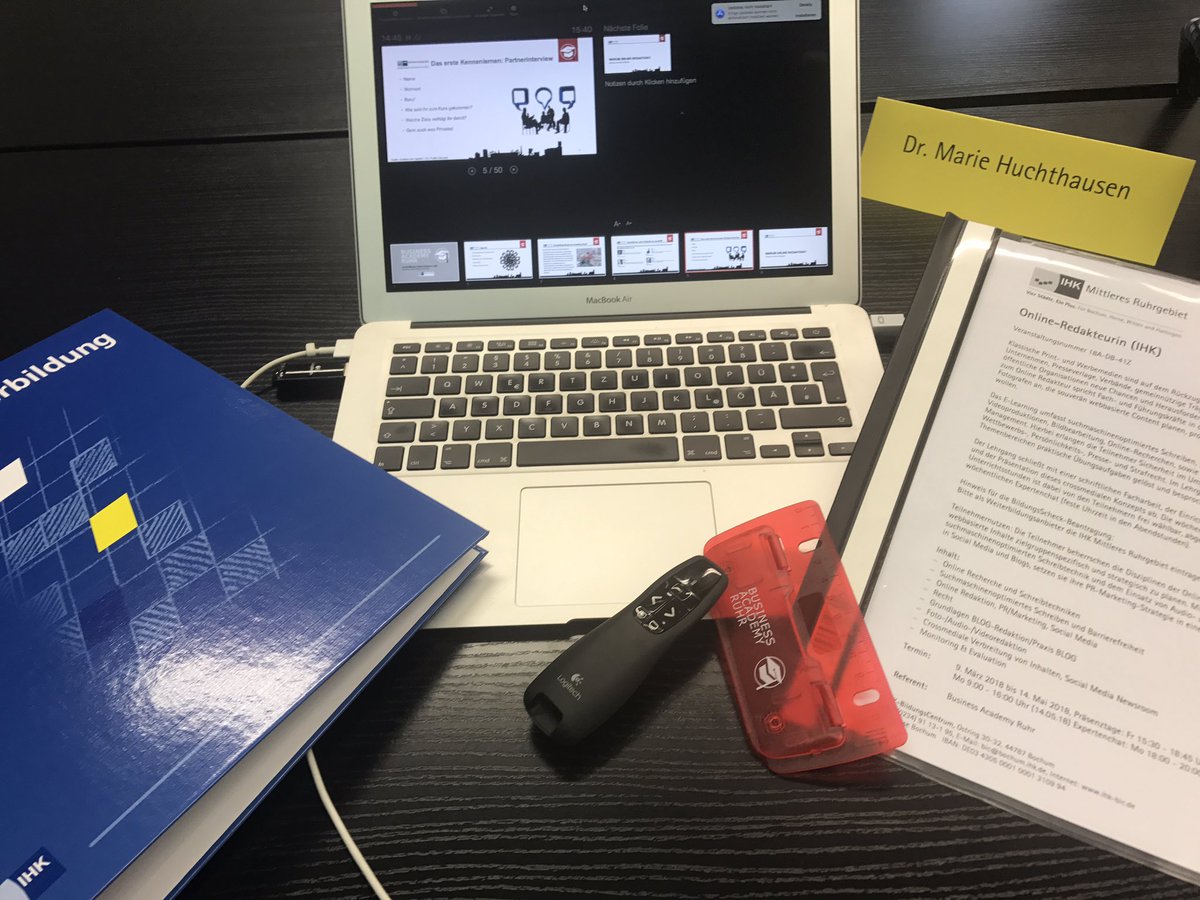 BARuhr's tweet photo. Heute schicken wir eine Runde #Online #Redakteure ins #digitale #Abendteuer. #Kursstart #Online #Redakteur #IHK #Bochum https://t.co/CR8bzxxnGa