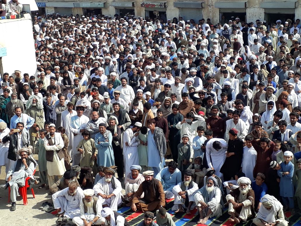 a_baitanai's tweet photo. Today a big crowd at Drazinda FR D.I.Khan #FATA for supporting of #PashtunLongMarch2Quetta , #PashtunLongMarch & #PashtunTahafuzMovement.
Thanks Drazinda Thanks Sherani tribe for hospitality.
#StopRepressionAgainstStudents
#StopPashtunGenocide
@mjdawar
@manzoorpashteen https://t.co/GM9Z9wcvqF