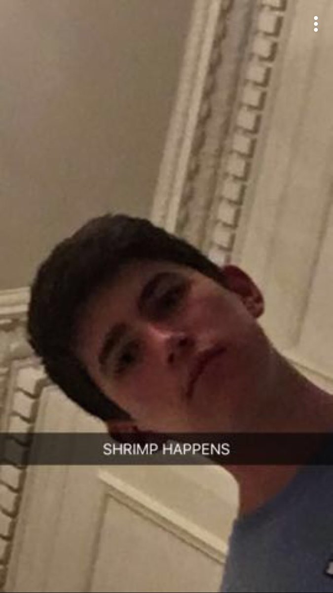 jhodges822's tweet photo. Happy bday @cjhennessey1 hope it’s a good one bud #inyourbluebag #gimmeanewspaper #hearthatguys #boat2 #gummybearsundae https://t.co/JE0oDCy65d