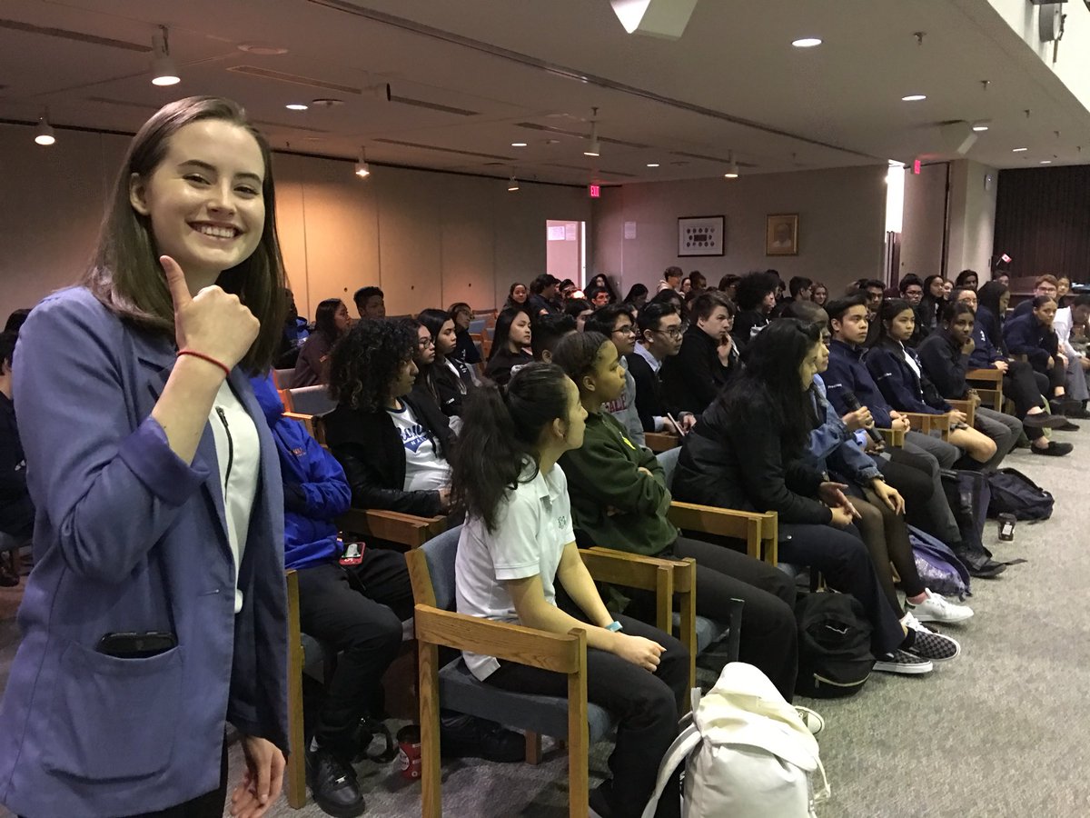 MikeCLeadership's tweet photo. Welcome @TCDSB student council members from Etobicoke to Scarborough. Congratulations @CSLIT for creating student led professional development leadership training. #LeadershipToolbox #CatholicStudentLeadership #edchat #edutopiachat https://t.co/kO7vB5z6wm