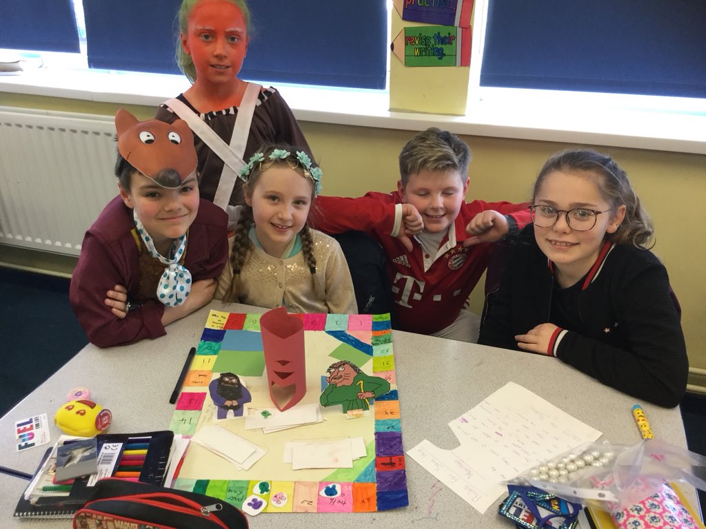 RCS_Alder's tweet photo. Alder class have enjoyed World Book Day 2018 - We made board games and had a go at playing each other’s! https://t.co/33YYbWVSWq