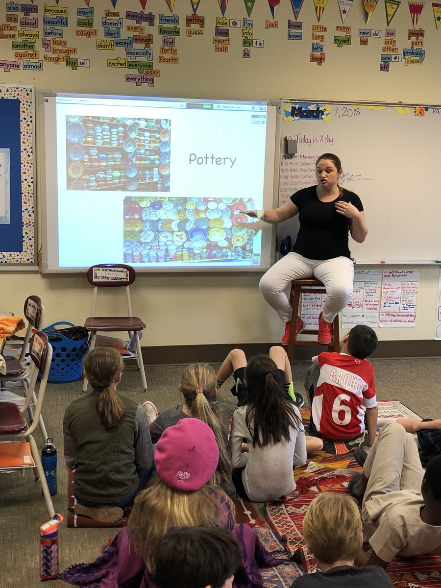 JavonneS's tweet photo. Stepping into Moroccan culture! Teachers teach their cultural experiences. #TrinityLearns #TrinityCOC #TrinityDEI https://t.co/pEeTRHR0eU