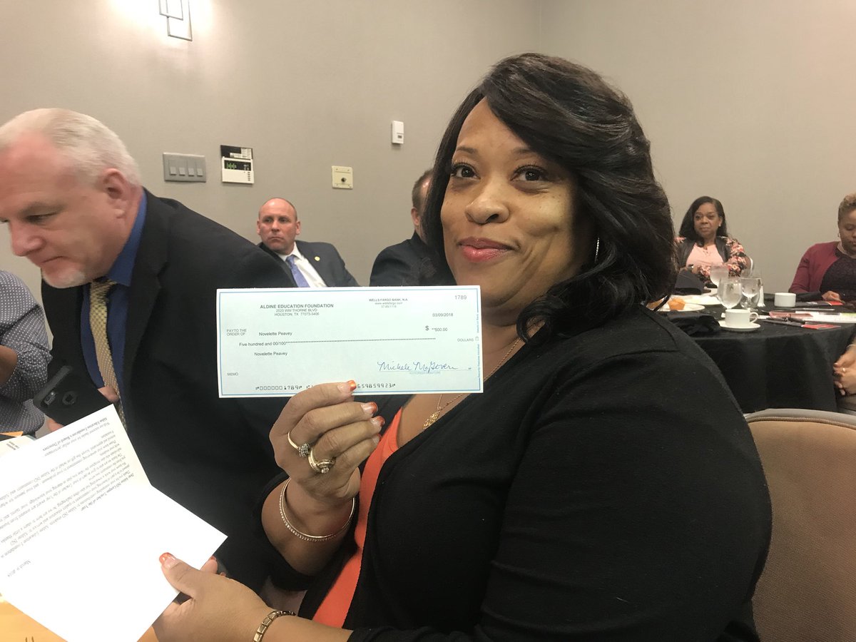 AldineAEC's tweet photo. Celebrating Ms. Peavey at the  @AldineISD  “Educators of Excellence Breakfast”

@AldineEdFnd https://t.co/ymRlO9FmQc