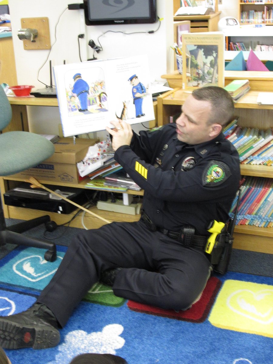 Great visits this week from the <a href="/ExeterNHPD/">Exeter Police Dept</a> for Read Across America Thank you for your support