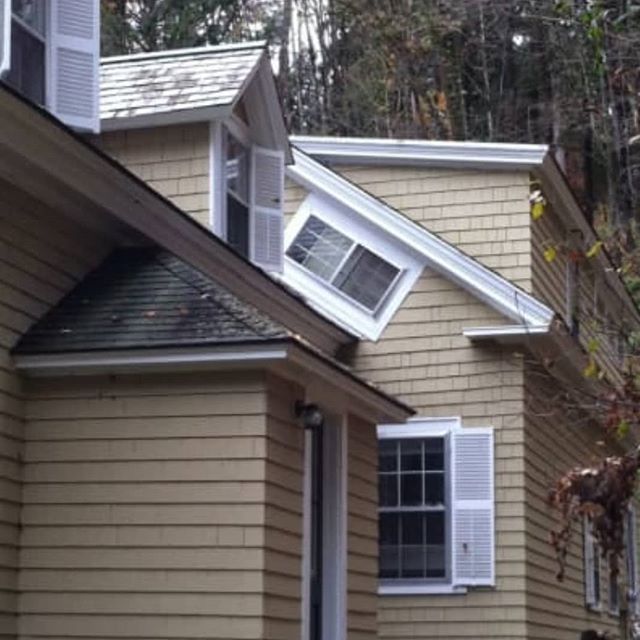 NicScognaRE's tweet image. The #witchwindow in #Vermont is a strange sight.. follow the link in my bio to read my thoughts and the story. ift.tt/2Fp1Yrl