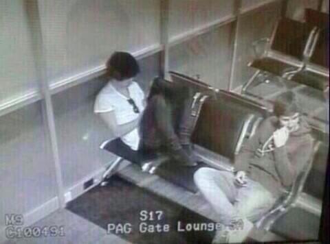 TheKings_1D's tweet photo. Recordemos cuando conseguíamos las imágenes de hasta cámaras de seguridad para saber donde estaban jajja

MEMORIES OF ONED

#OneDirectionBestFans https://t.co/Yhmbzoo5DL