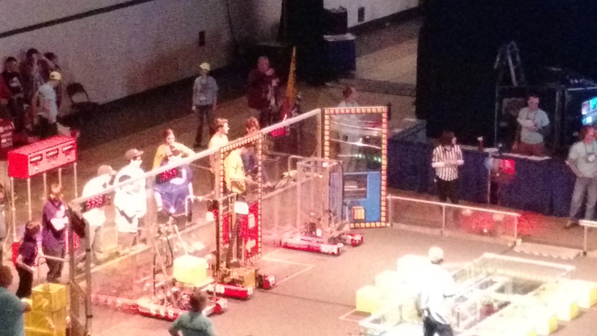 CyBears loading on the field for first match! It will be a very tough one, but excited to get started!