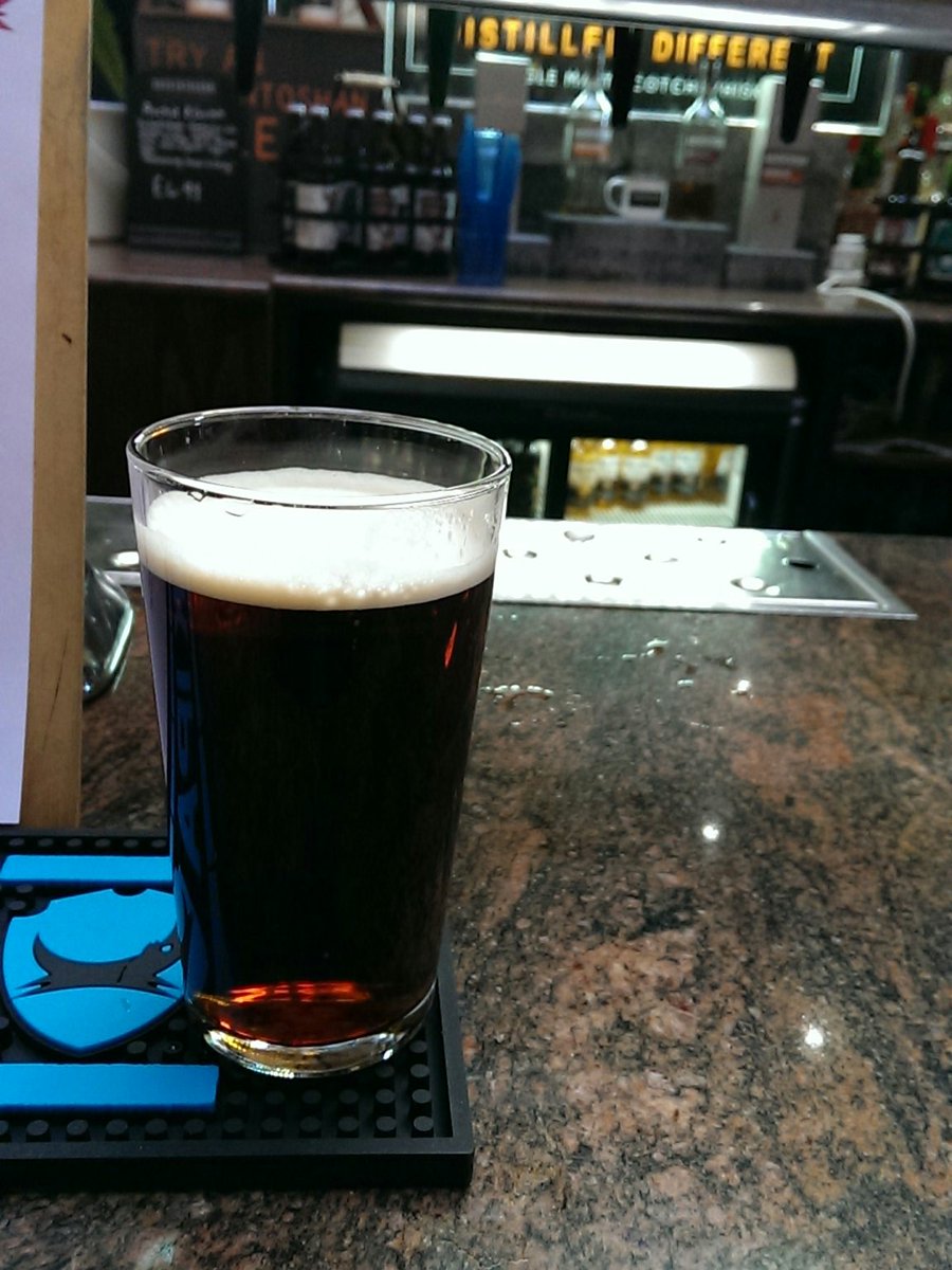 calummorman's tweet photo. Great way to start the afternoon pint of #skyered @Counting__House https://t.co/Hb1vGEUmnq