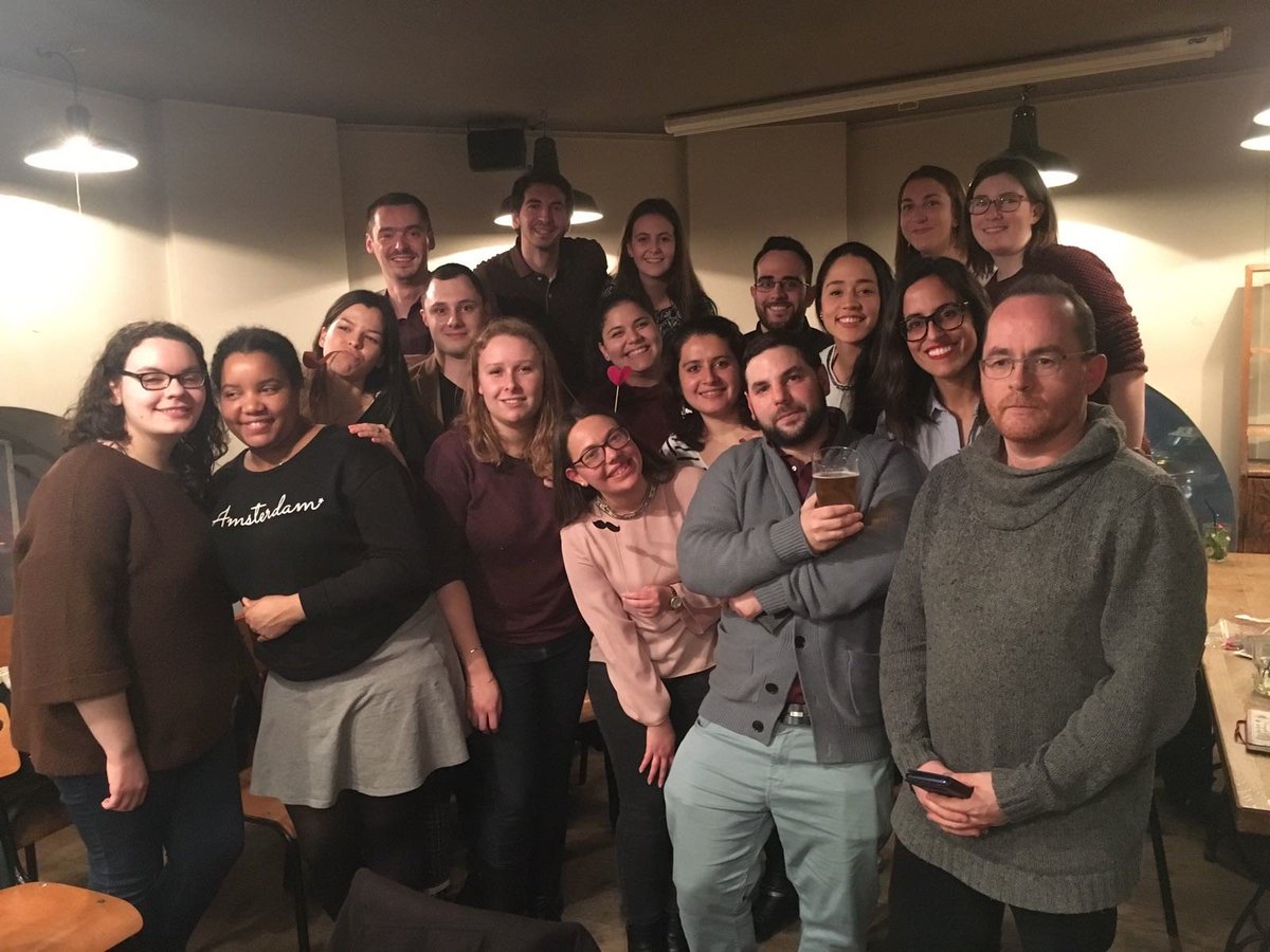 SemilaSorbonne's tweet photo. Merci à tous pour cette #soirée #networking anciens et nouveaux #étudiants à @La_Penderie 🥂A bientôt pour de nouvelles aventures #SEMILA ! 🌎 https://t.co/vxJDqxOxYy