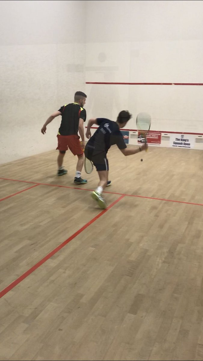 ks_sportscentre's tweet photo. It’s currently 1-1 between Neil Baker and Rob Thirst in an intense match ! #KingsSquashOpen https://t.co/isNEemqAEO