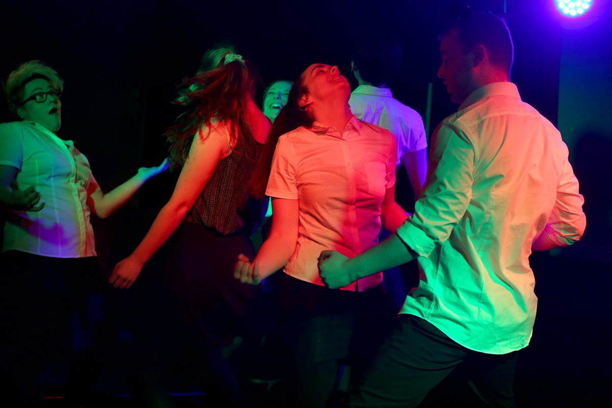 thespyinthestalls tweet media