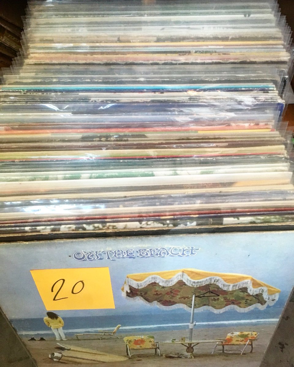 LITA_RecordShop's tweet photo. Tons of new used arrivals going out now
.
#lightintheatticrecordshop @lightintheatticrecordshop #usedlps #usedvinyl #usedrecords @ZacHendrix https://t.co/WJUNZXAVs5