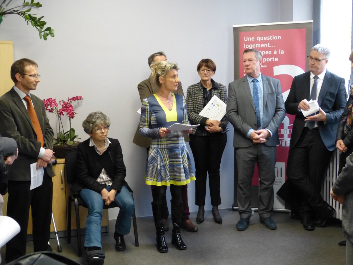 magali_villaret's tweet photo. Inauguration des locaux de l' #Adil38 pour une information optimisée sur les aides #Logement. @ActionLogement financeur et partenaire était présent aux côtés de @GrenobleAlpes et @CDIsere. https://t.co/L2DfqLq0ia