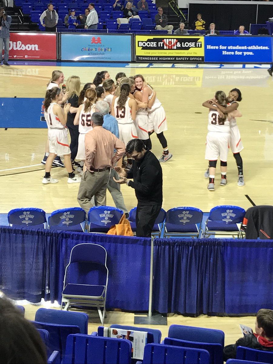 jakewcmayor's tweet photo. On to the finals! #Greenfield #LadyJackets #TeamWeakley @g_field_sports @WeakleyCountyTN @Greenfield38230 https://t.co/uh3709PeQE