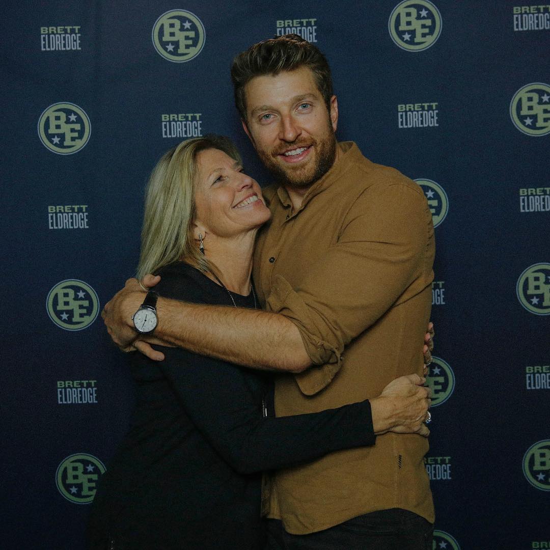 June Gibson (junegibson82) Twitter