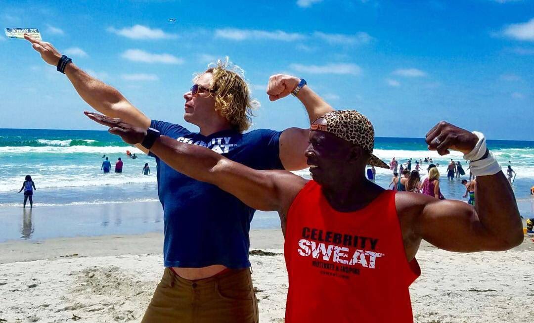 ErictheTrainer's tweet photo. Where’s the 🏖? Over there 💪🏼

.
.
.
.
.
#flexfriday #fitness #bodybuilding #fitfam #gym #workout #motivation #fitspo #fitnessmotivation #gains https://t.co/Z4vXbYSWRL