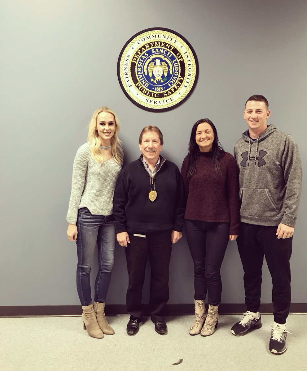 SCST2018's tweet photo. Working on something SPECIAL 😏🏆🥇⚽️ #soccer #STL #Billikens #SLU #SPENSA #charity # https://t.co/2ZXOETMw3O