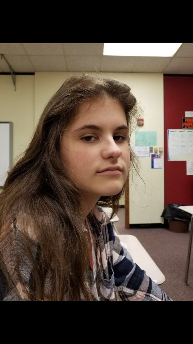 nickmer_ry's tweet photo. 1,000 retweets to take @hannah_donn18 to prom. Plz help 😩 https://t.co/GHp1Ib6Z28