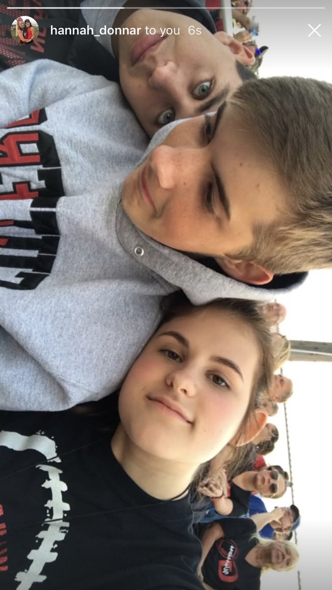 nickmer_ry's tweet photo. 1,000 retweets to take @hannah_donn18 to prom. Plz help 😩 https://t.co/GHp1Ib6Z28