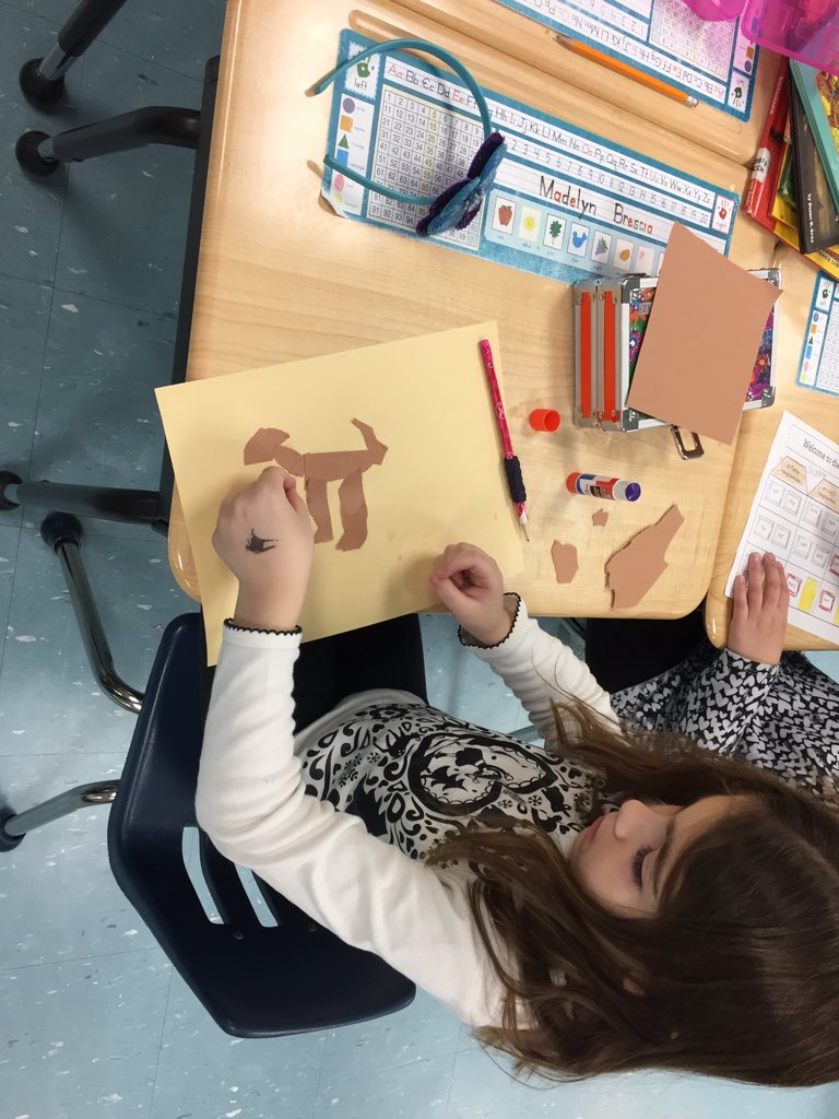 LHuntRBES's tweet photo. Arts Integration while writing! #Motivationforlearning! #artsintegration @therivierabeach https://t.co/hTfcEv5YNz