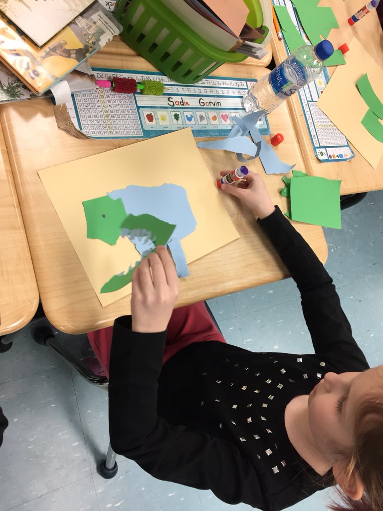 LHuntRBES's tweet photo. Arts Integration while writing! #Motivationforlearning! #artsintegration @therivierabeach https://t.co/hTfcEv5YNz