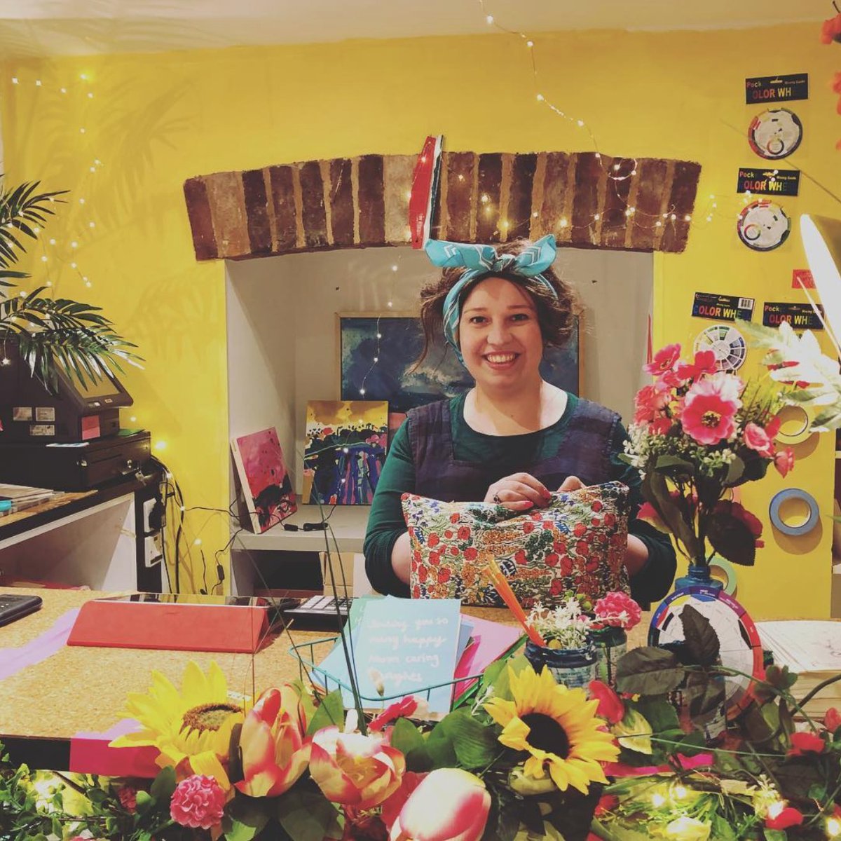 rhombusandp's tweet photo. Annnd we’re open 💕🎨 open studio &amp; shop Topsham! Come and say hello 🙏🏻 we’ll be here tomorrow and all next week 💕❤️ #topsham https://t.co/DbspatXvnM