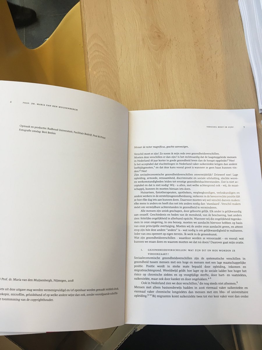 PharosKennis's tweet photo. Oratie@RadboudUMC Verschil moet er zijn! van Maria van den Muijsenbergh. Eindelijk een oratie die ook te lezen is voor mensen die moeite hebben met lezen en schrijven.  #uniek #gezondheidsverschillen https://t.co/TBs0vHuAfq https://t.co/RCsdBfDo2d