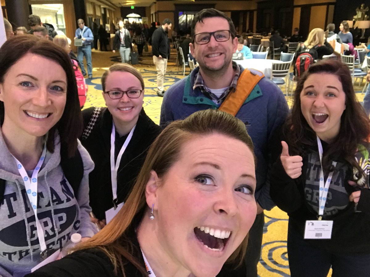 LissaBrunan's tweet photo. When you run into part of the awesome @GVSUCSO #PrepNet Team at #macul18 you take a picture to help prove everyoneβs attendance! ;) @KoreeWoodward @mstolz @JayMsquared https://t.co/j7VcyIJXSb