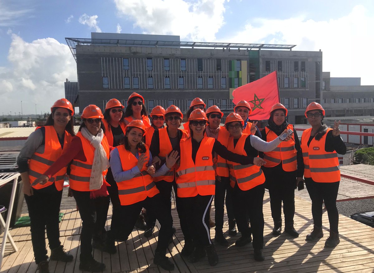 claudiapdacruz's tweet photo. Girls on the Move au #Maroc, c'était hier chez #Bymaro, filiale de @Bouygues_C! Une belle et riche journée sur des chantiers et au siège! Merci à nos femmes ingénieures, vous êtes des #rolemodels inspirantes! #GOM2018 https://t.co/KKuzjEzR4H