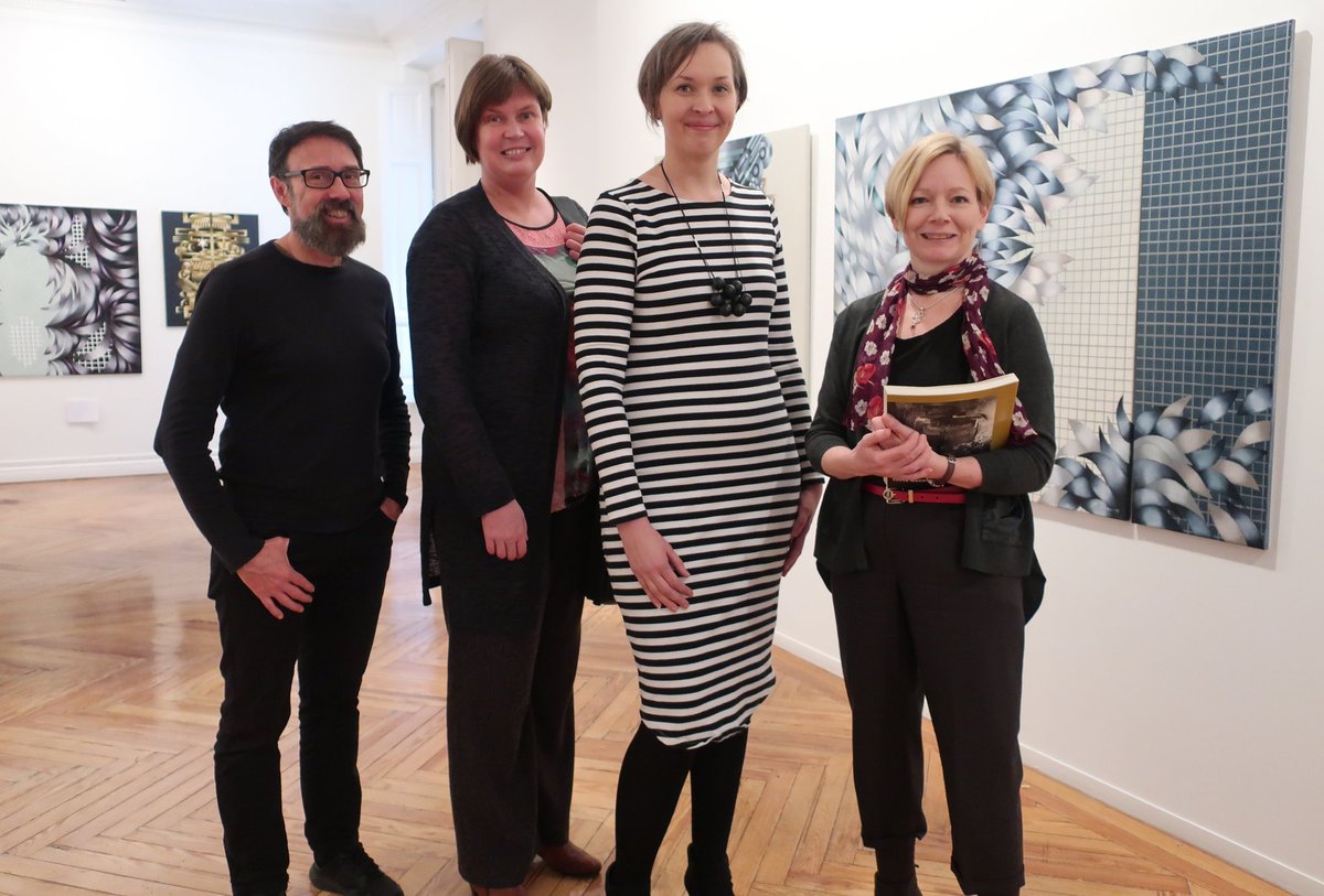 Hoy nos visitaron la directora y la jefa de proyectos, Merja Briñón ja Taija Sailio, de Kulttuurikauppila. Residencia de artistas internacional en Ii, en el norte de Finlandia. Gracias a Gilfer de <a href="/thehug_/">Thehug</a> por introducirnos!
#institutofinlandia #intercambiocultural