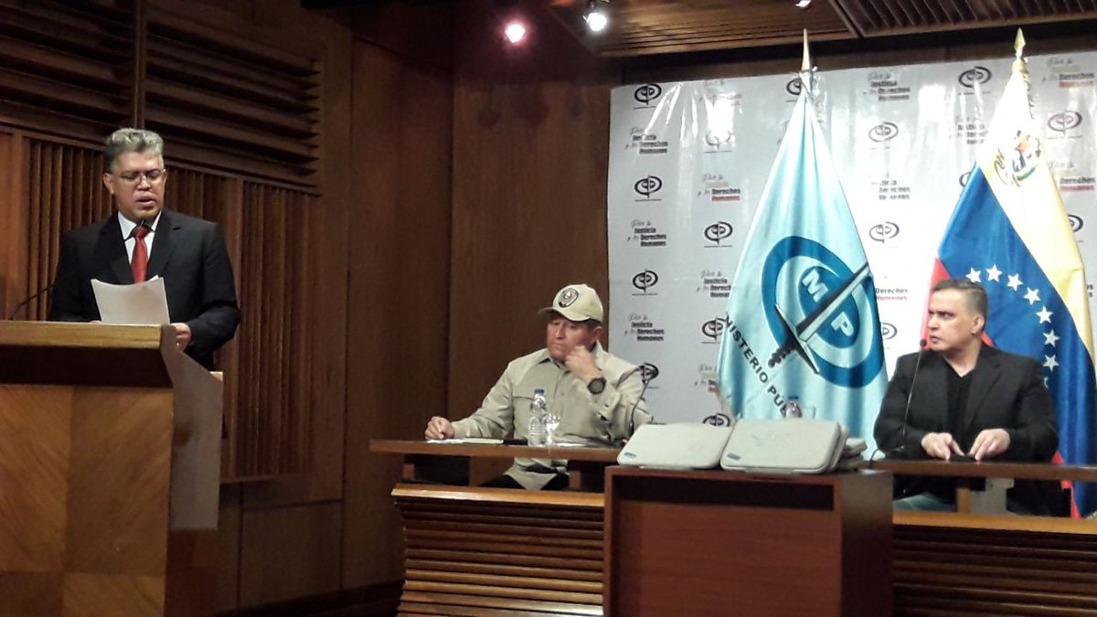 mineducacion_ve's tweet photo. Luego de la denuncia realizada por el ministro del Poder Popular para la Educación @JauaMiranda ante la Fiscalía, fueron incautadas un total de 912 Canaimas en todo el país. 
#VeQRProtecciónDelPueblo @TarekWiliamSaab @NicolasMaduro https://t.co/ChtETsY6Dp