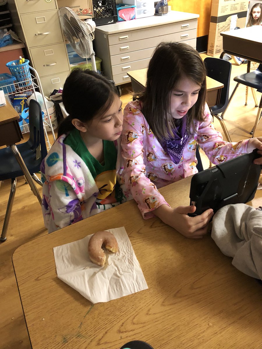 MrsBranby's tweet photo. These Wildcats worked really hard this week to earn donuts and buddy reading! So fun to celebrate our successes together. #fridayfun #learningtime #socialtime #balance https://t.co/NTt3ydoQQt