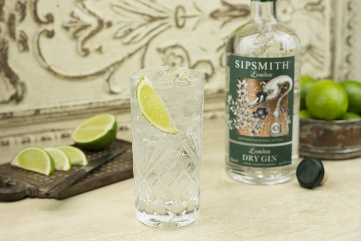 sipsmith's tweet photo. Who could say no to Mother's Ruin on #MothersDay? A bottle of London Dry Gin will go down a storm. https://t.co/QkVWJFfdtV