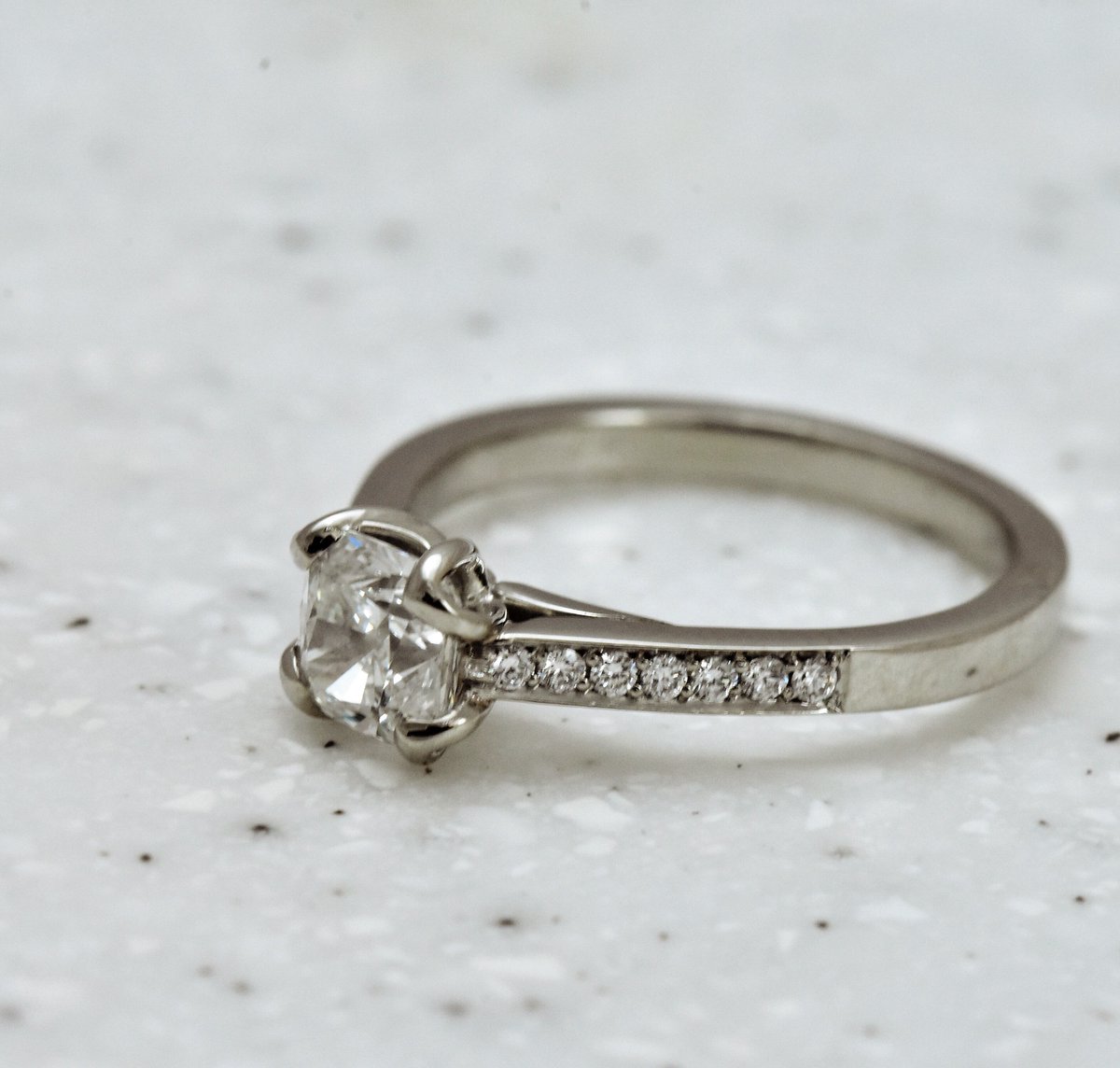 LondonRocksShop's tweet photo. Cushion cut four claw with bespoke floral detail #itsallinthedetail #designdetails #jewellerydesign #jewellerslondon #jewelleryinspiration #diamondandplatinumrings #diamondrings #handmade #bespokejewellery #handmadejewellery #diamondeternity #shesaidyes #proposal #ringinspiration https://t.co/uhyr5ol0Fl
