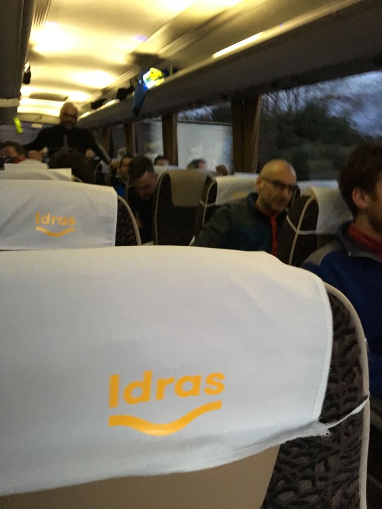Idras_spa's tweet photo. Una giornata conviviale sugli sci per alcuni dei nostri clienti oggi: nella bellissima cornice di Ponte di Legno-Passo del Tonale si è tenuto l'evento Idras in collaborazione con il nostro partner Vaillant.
#idras #gita #neve #sci #tonale #pontedilegno #vaillant https://t.co/yDxzCM6MfZ