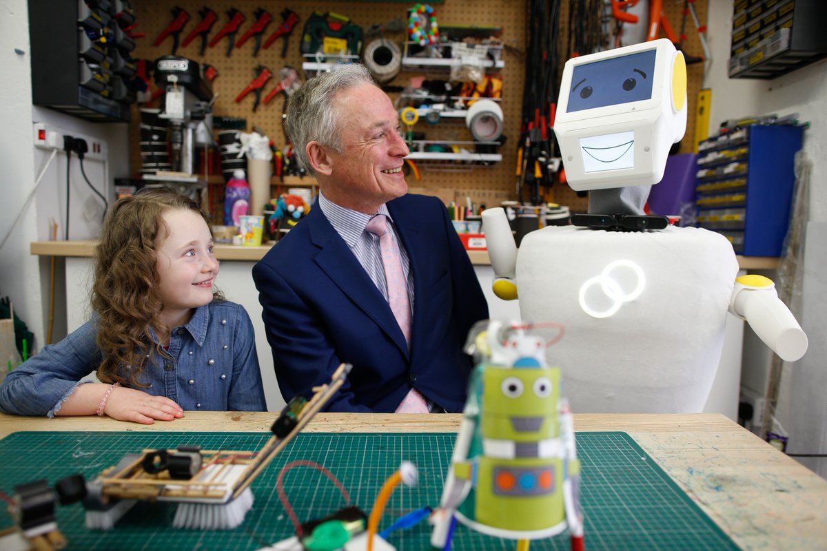 Thanks to <a href="/RichardbrutonTD/">Richard Bruton</a>  and the team <a href="/tcdengineering/">Trinity Engineering</a> for joining us at <a href="/WeAreMakeshop/">MAKESHOP</a> to create further awareness about #engweek18