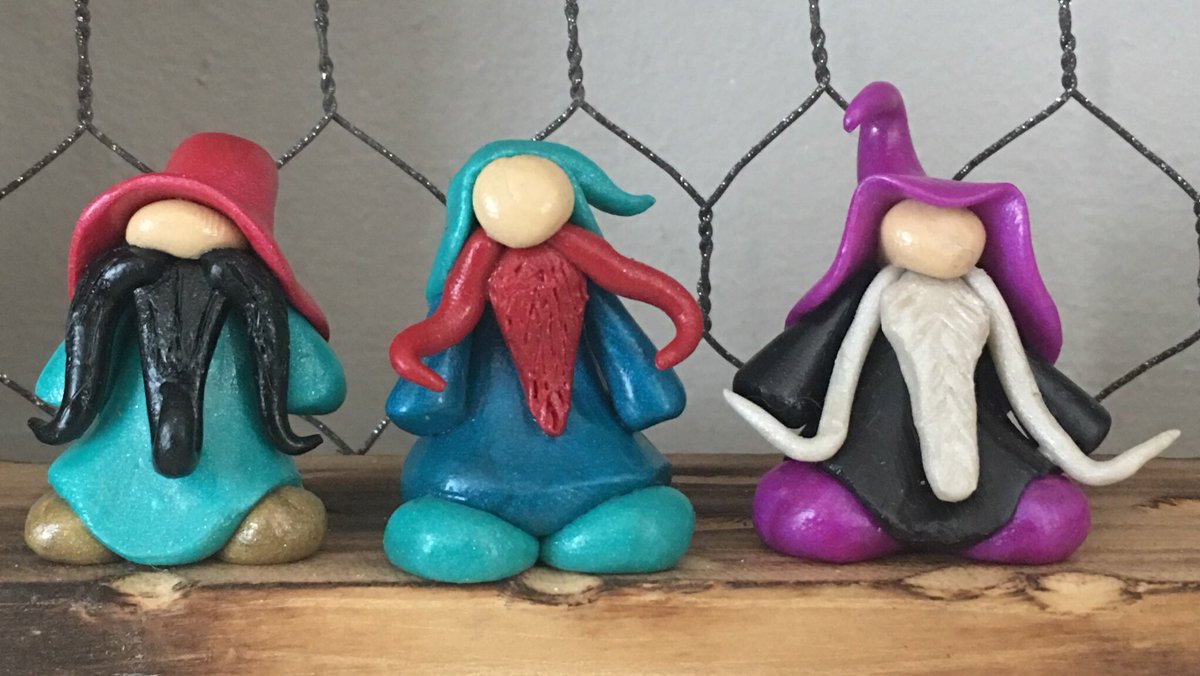 🐝 COME SEE MY GNOMES 🐝
etsy.com/shop/ClayWizar…
Springtime is here. Add something new and fun this year. I hand make these to use with, potted plants, fairy gardens, home plant decorations, Cake toppers, doll house, decor....
#wizards #gnome #Fairies #dragons
