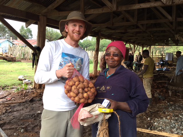 My grad student, @BrianBartle getting field research experience in conducting experimental auctions for #seed potato. Today was the 1st day of our field word in Nyandarua county, Kenya. <a href="/MSUAFRE/">MSU AFRE</a> <a href="/foodsecuritylab/">Food Security Group</a> @PIM_CGIAR #seed <a href="/issd_uganda/">ISSD Uganda</a> <a href="/MSUGradSchool/">MSU Graduate School</a>
