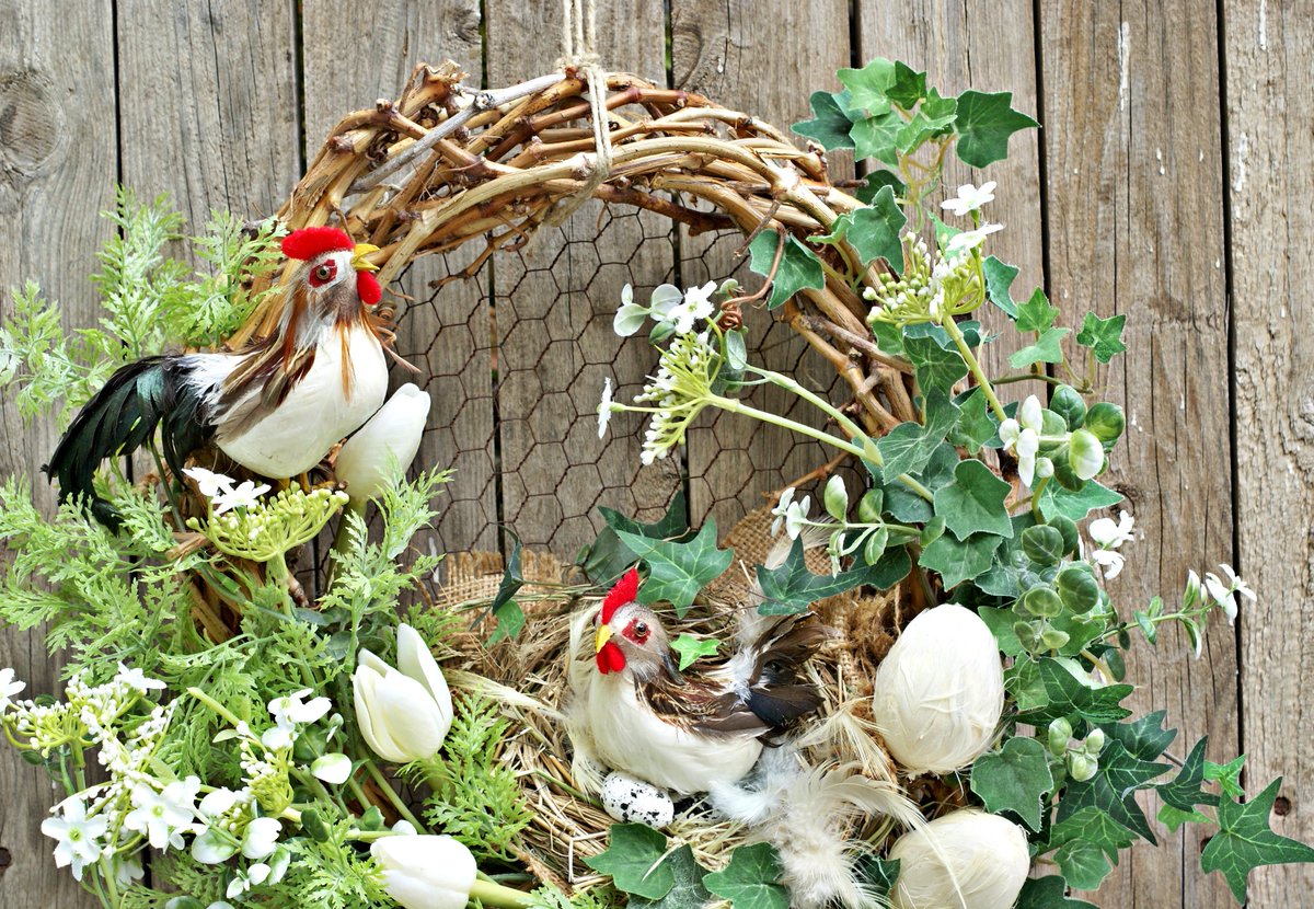 vintageshopcrtn's tweet photo. #easter #spring #wreaths #wreath #easterspring #etsy #etsyshop #etsyseller #etsyfinds #etsymntt #rustic #rusticstyle #handmade #handmadehour #easterspring #grapevine #greenery #easterchicks #eastereggs #rooster #hen https://t.co/wQllsAWdBY https://t.co/DD1W9wggMm