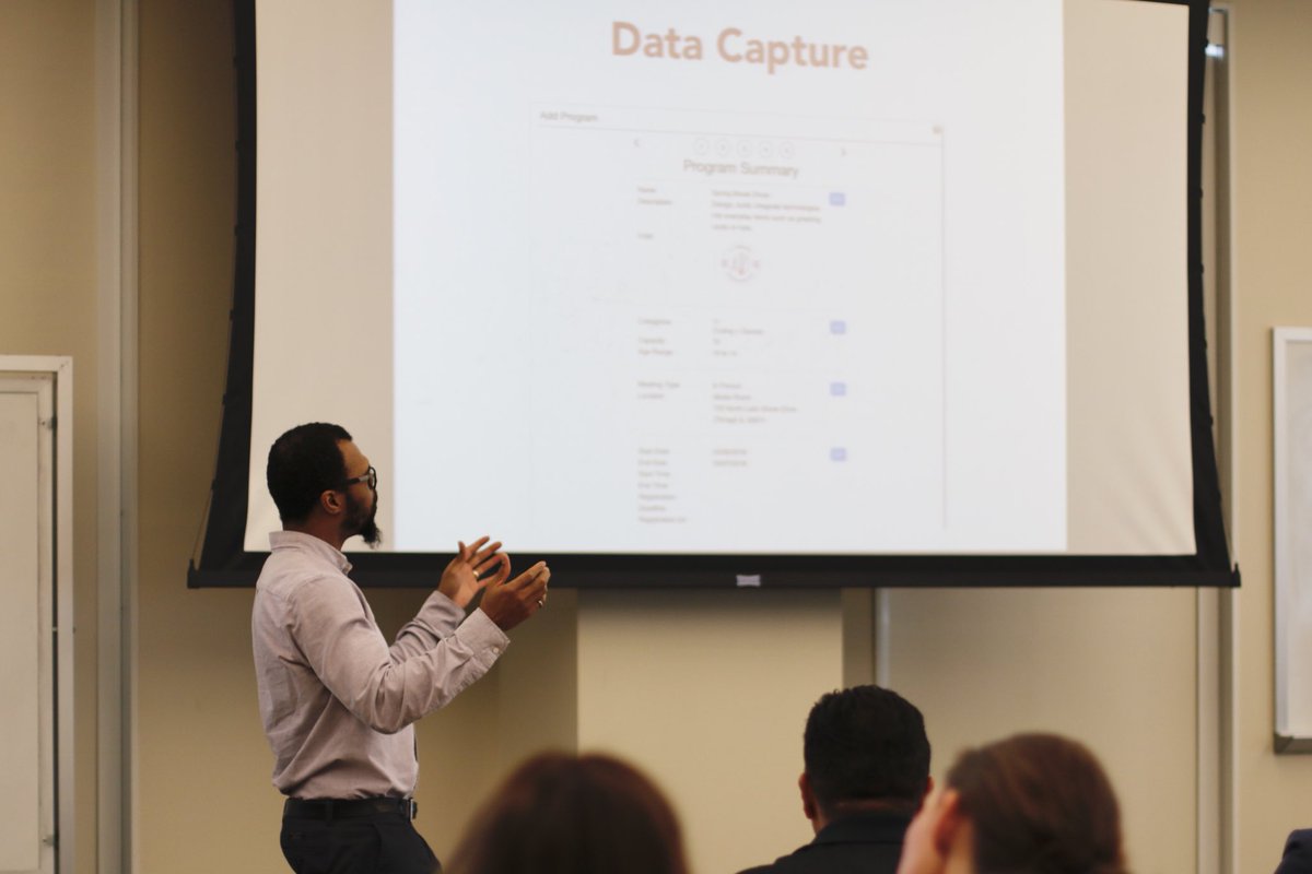 LearnDBIR's tweet photo. @tremendous3 + @bpenuel share experiences mapping learning ecosystems in @ExploreChi #DBIRworkshop https://t.co/e0rak6b7UC
