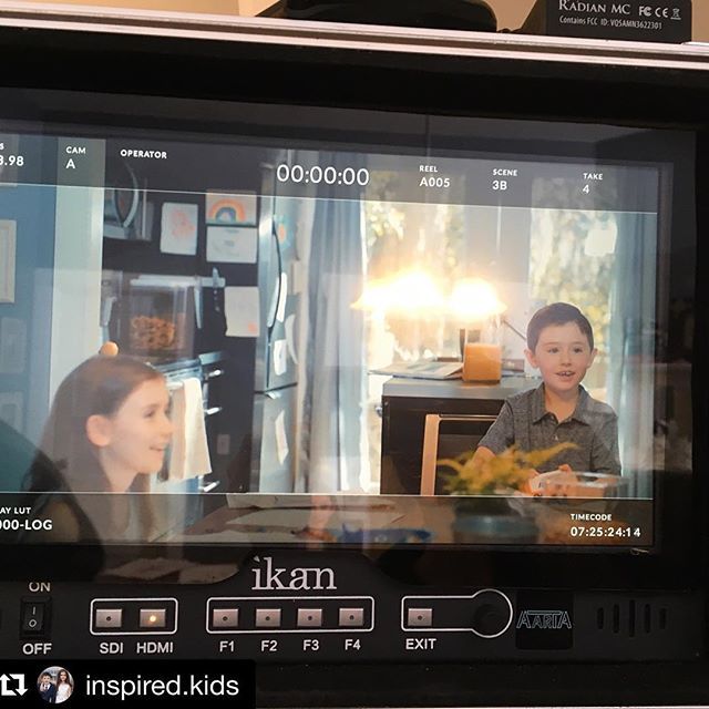 theactorsscene's tweet photo. Who’s working? These #tascamerasmartactors are! 
#Repost @inspired.kids
・・・
Savannah, GA - PSA Project Yellow Light. A great project to support!#projectyellowlight #onset #setmom #setdad #filming #psa #publicserviceannouncement #setlife #siblings #aw… https://t.co/DFaHMP1A5i https://t.co/avHNwKG0wW