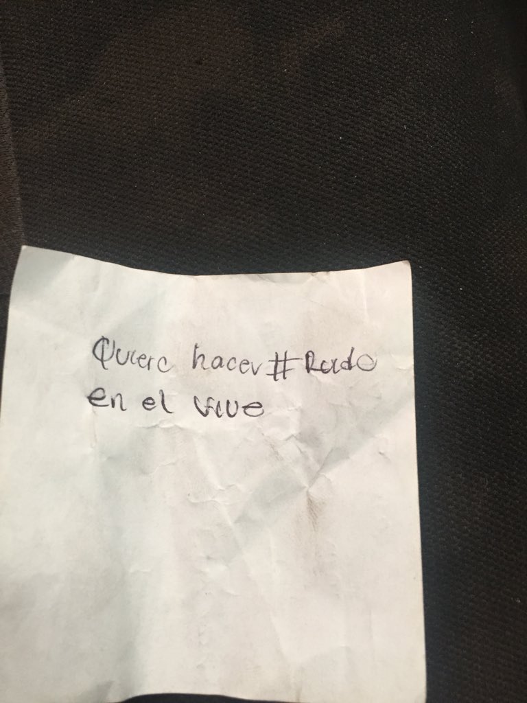 julessmorrison's tweet photo. @LunaOlivia Quiero hacer #ruidoenelvive @Reactor105 https://t.co/iVoyEbEsPA