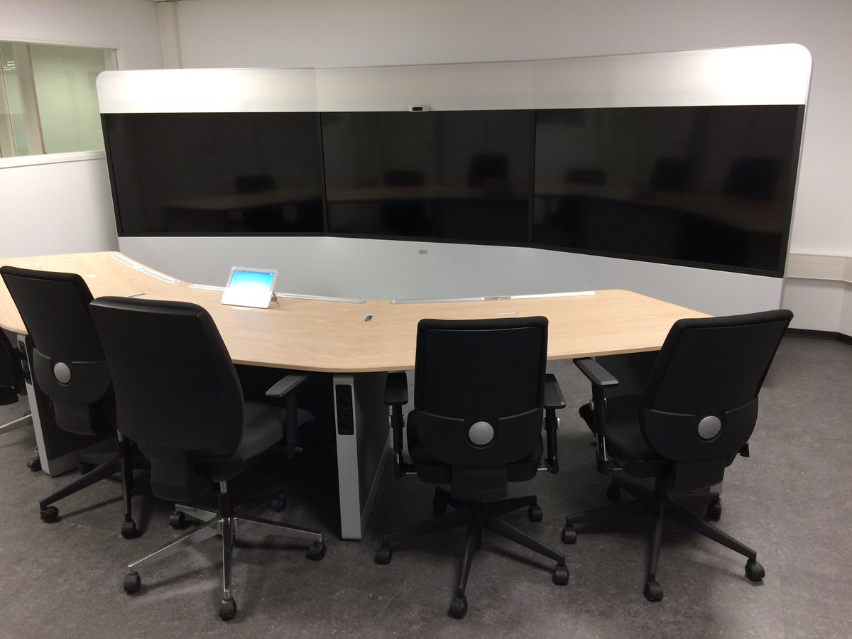 ElitTechno's tweet photo. #CiscoIX5000 le déploiement de salle de #téléprésence immersive 2 la semaine en 1 tps record. #fiers de nos collaborateurs. Vivez l'expérience immersive r en savoir + https://t.co/XRw2mpR4PL @CiscoFrance @elitechno vs accompagnent dans votre #digitalisation #futureofwork https://t.co/QemxjrHg1q