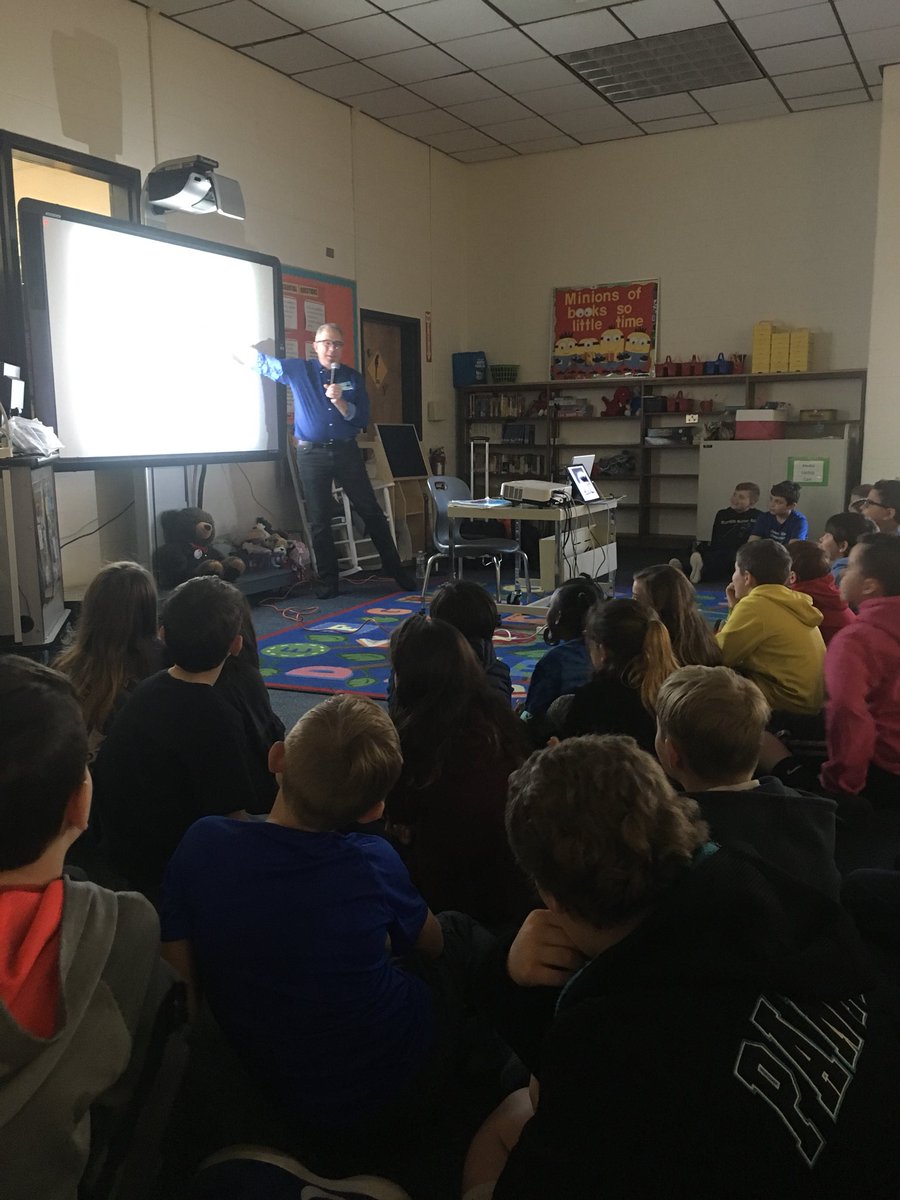CES_Media1's tweet photo. @ClemmonsES Having an awesome day with “authorator” David Biedrzycki at Clemmons Elementary! https://t.co/Xc9z4gAmPM