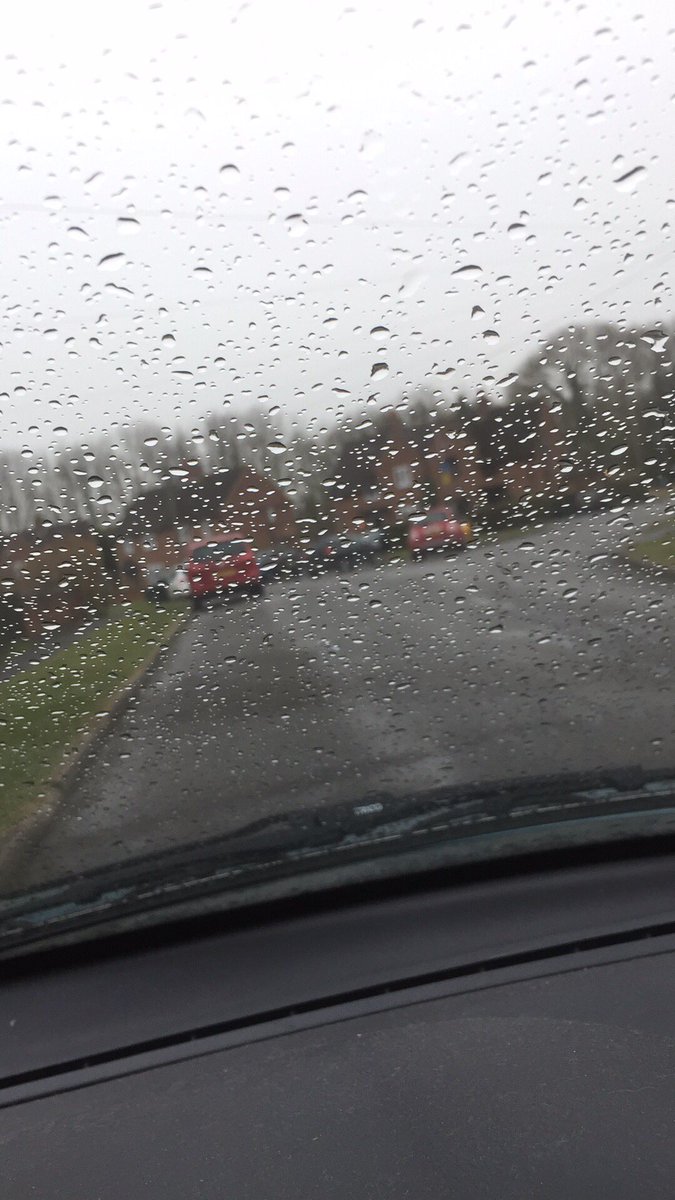eventhotchpotch's tweet photo. Flyers for our #handmadecraftfair on #Saturday 17th March at #Shilton delivered door to door in Barnacle &amp; Charles Laken Close = 156 delivered ✅ #promotinghandmade #handmade #Smallbusinesses #supportthemakers #smallbusiness #craftfair #handmadefair https://t.co/8LCzyeS8RJ