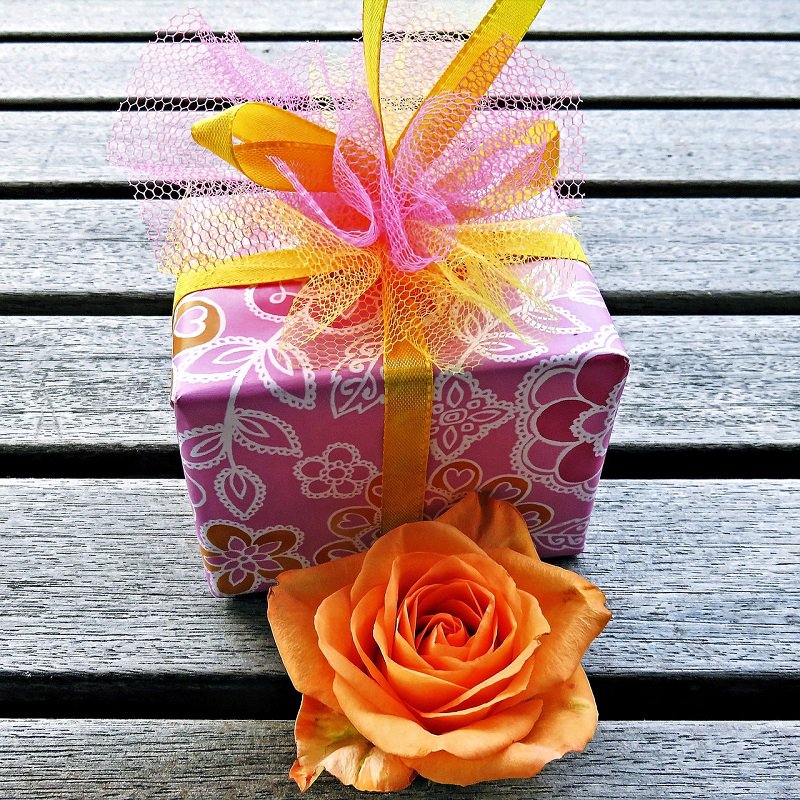 WomansIndex's tweet photo. Gifts For A Daughter In Law - Unique Gifts That Will Make Her Smile! - https://t.co/QvoXtGp8tQ https://t.co/rv9LOV9BKf