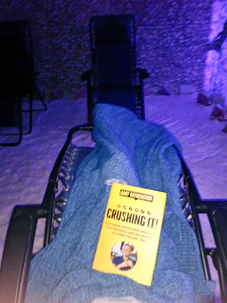 CannaKris2018's tweet photo. ๐ Relaxing at the Salt Cave but still #crushingit ๐
#saltcave #relax #unwind #garyvee #icanmultitask #relaxandcrushingit #CannaKris #cannabis #CannabisCommunity https://t.co/oyT1ZYEAMD