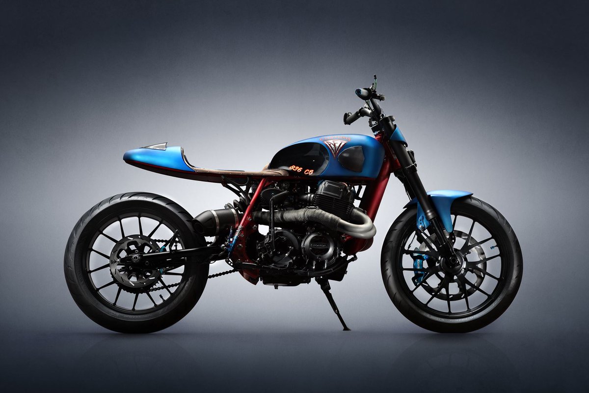 AFTCustoms's tweet photo. #Cimeron, a #Honda #Streetfighter #CB836 with a true hydraulic clutch. Wicked bike. https://t.co/Fj6W85Gjd1 photo gallery via @MotoUSA https://t.co/pKAMWo9ke1