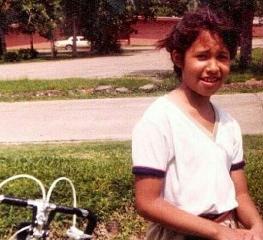 ElGordoyLaFlaca's tweet photo. Las 45 curiosidades en la vida de Selena Quintanilla. https://t.co/SYOX6Vzxpt https://t.co/LzsEUgDW7H