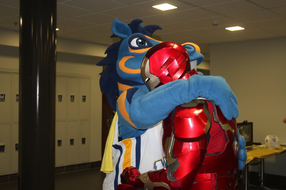 kozioln's tweet photo. Have a great #MaverickFriday !!! @MedailleCollege #ItsAGreatDayToBeAMaverick #MaximusMaverick #MaxTheMav https://t.co/qdc0SUqTvp